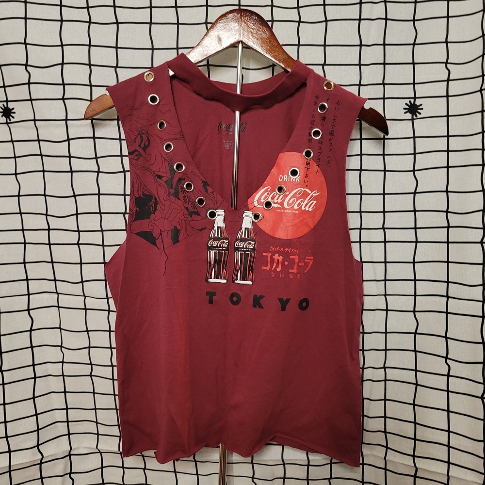 ★ . coca cola tokyo muscle top